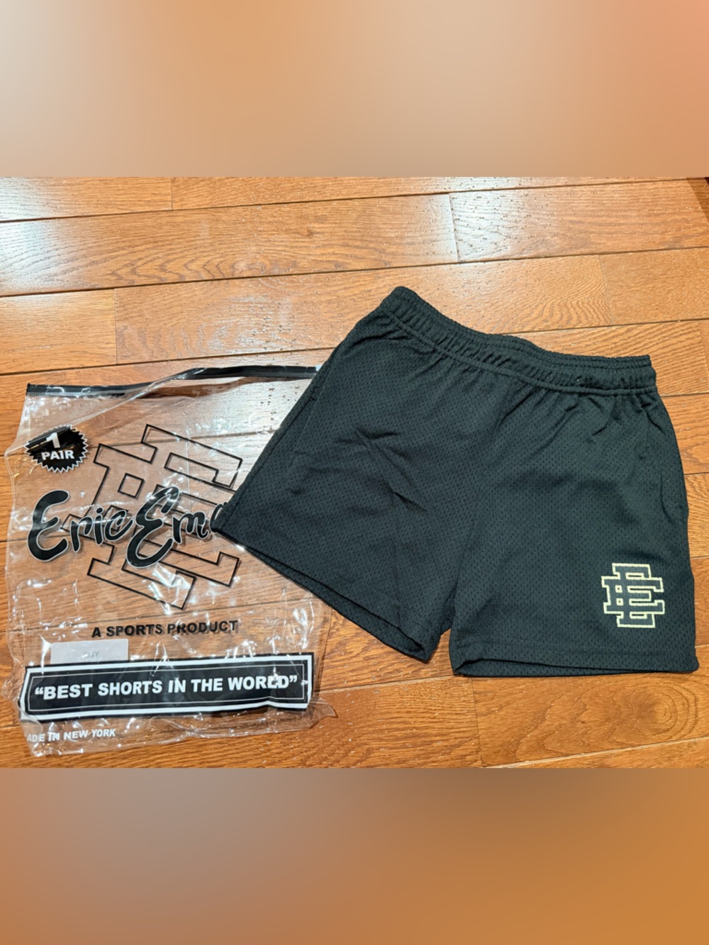 Eric Emanuel Black Mesh Shorts - youth size L - brand new with bag